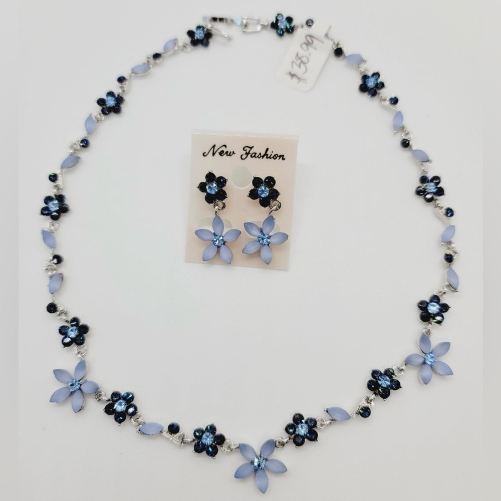 NWT Blue CZ Rhodium Blue Flower necklace & earrings set